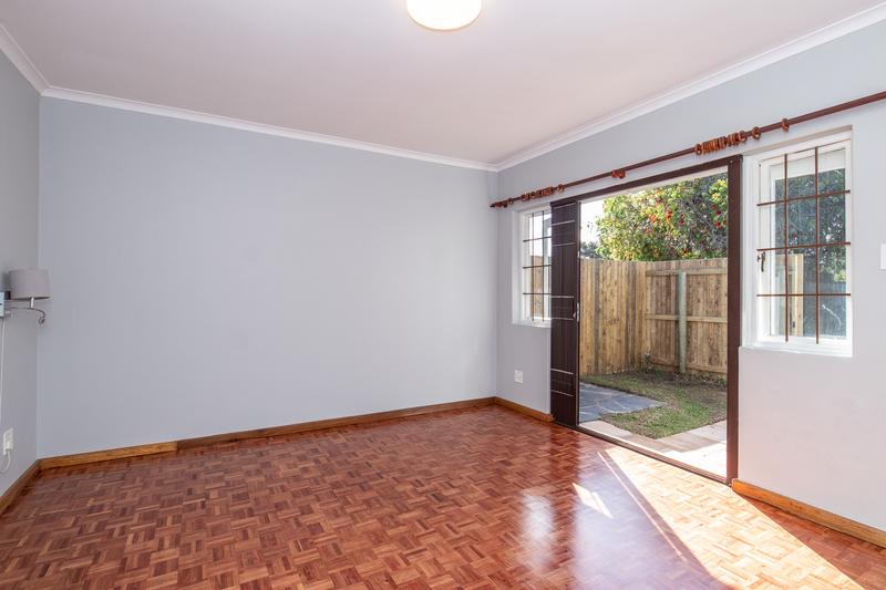 To Let 1 Bedroom Property for Rent in Bergvliet Western Cape